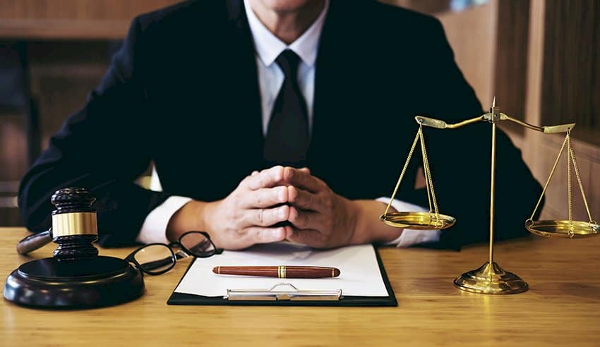 How to choose the best lawyer for my case