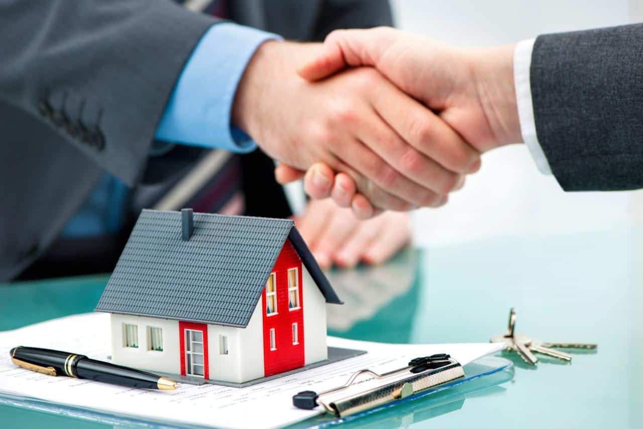 Finding a low-cost real estate lawyer for property disputes