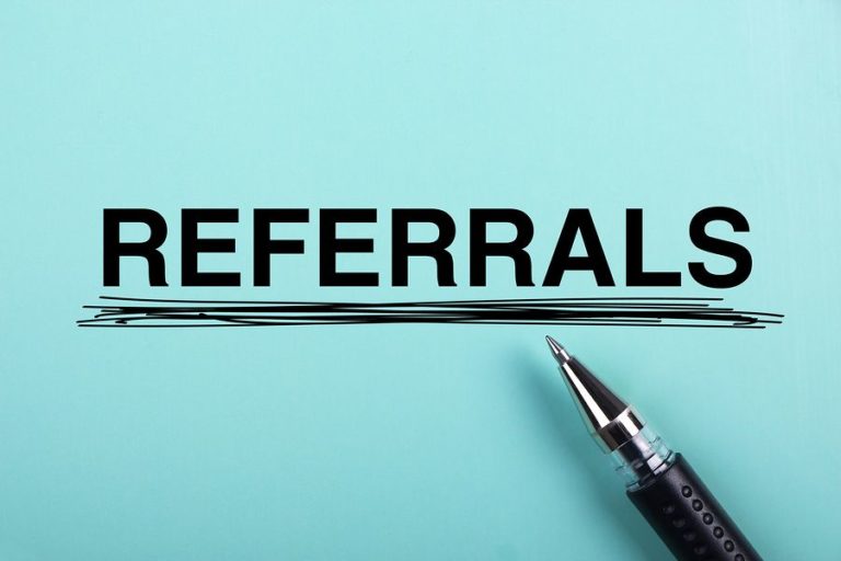 Kansas lawyer referral services and their fees