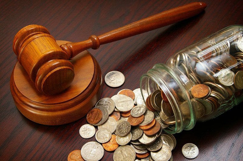 What factors determine reasonable attorney fees