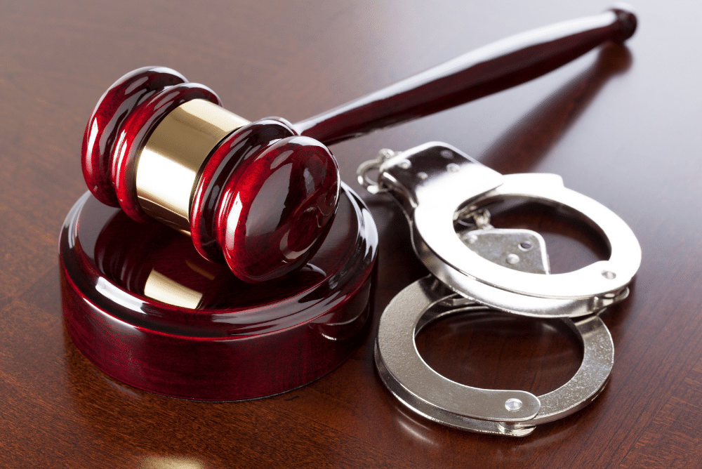 What is the difference between a misdemeanor and a felony?