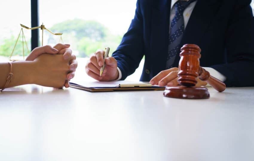 How to prepare for a lawyer consultation