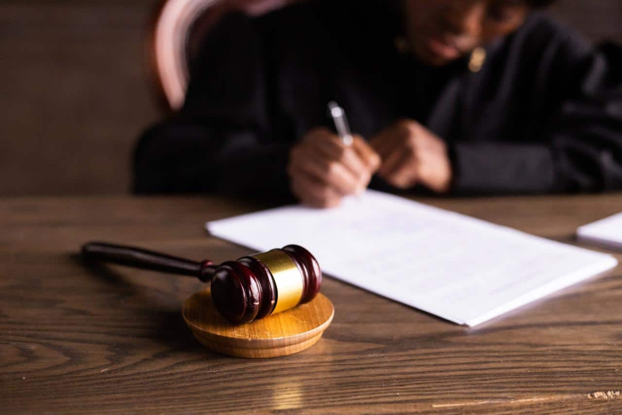 How to get free legal help for probate in a will contest