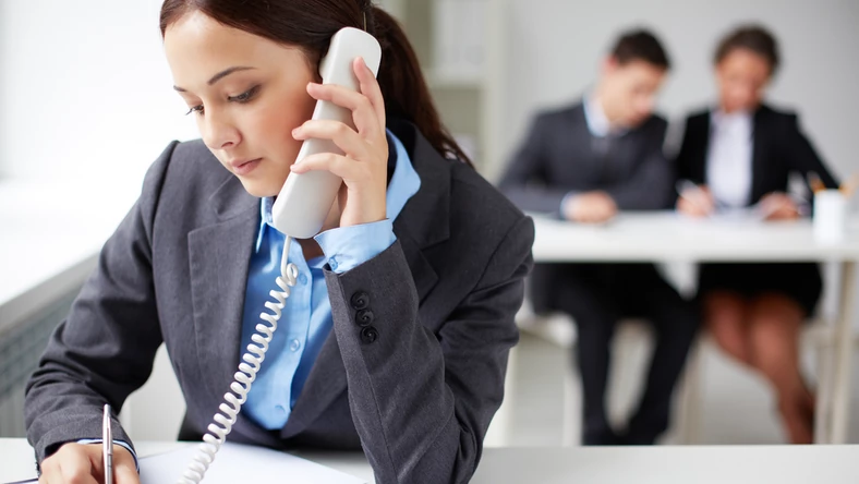 Free phone consultation with a lawyer for business disputes