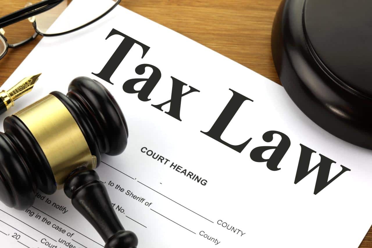 Lawyers near me providing free consultations for tax law